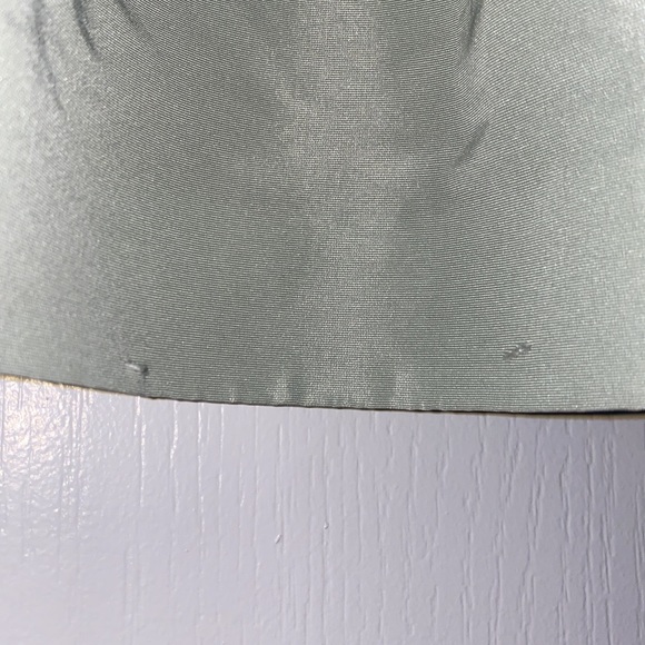 Red Valentino mini mint coloured skirt NWT! Retails 600$+ (HAS DEFECTS SEE PICS) - Picture 5 of 6